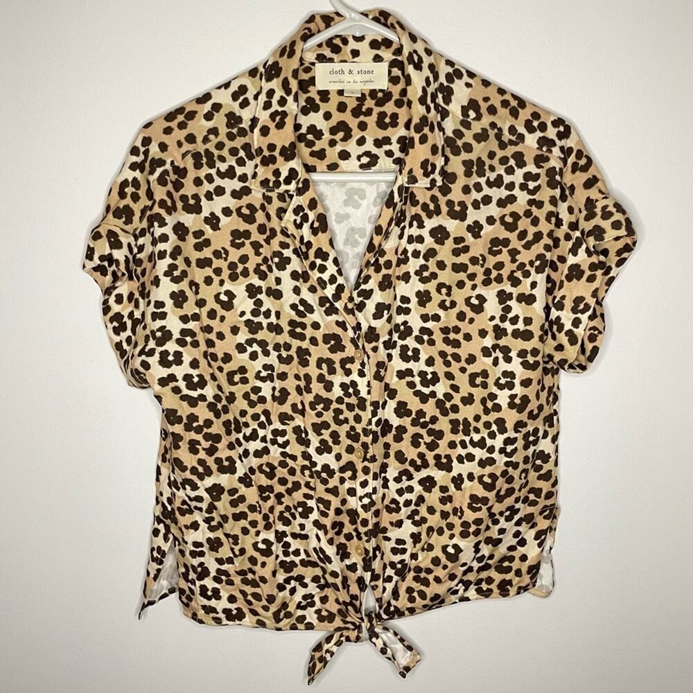 cloth & stone Leopard Print Tie-Hem Short Sleeve Button Front Top - Tan/Black